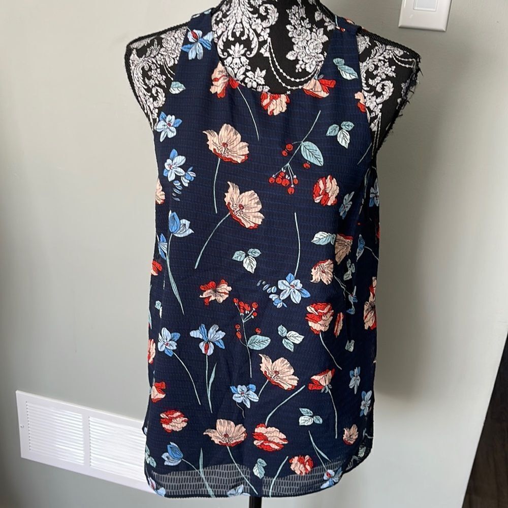 Jones New York Floral NEW Top